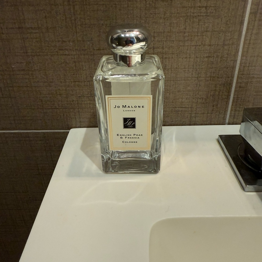 Jo Malone Cologne English Pear and Freesia